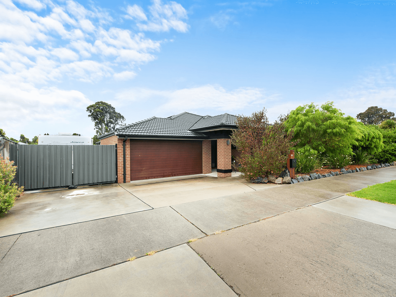 13 Len Cook Drive, EASTWOOD, VIC 3875