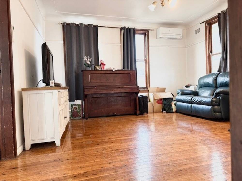 9 Woodlands Road, LIVERPOOL, NSW 2170