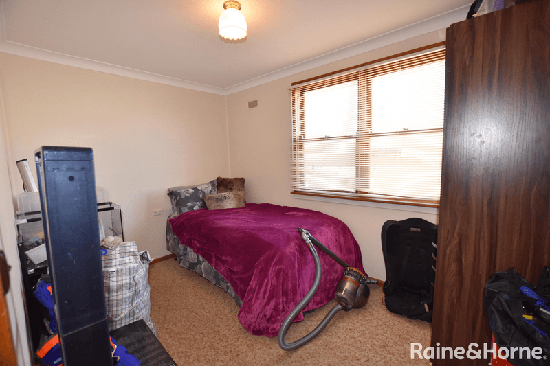 37 Adina Crescent, ORANGE, NSW 2800