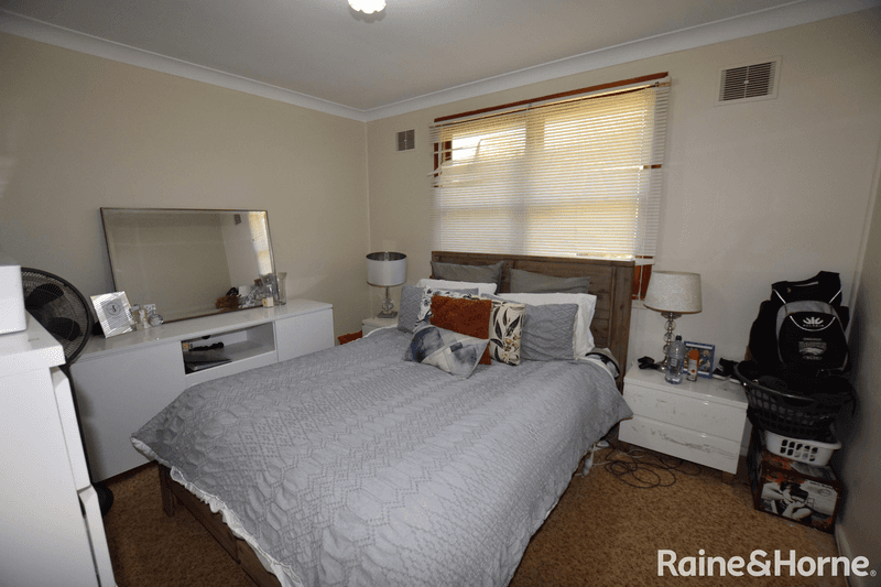 37 Adina Crescent, ORANGE, NSW 2800