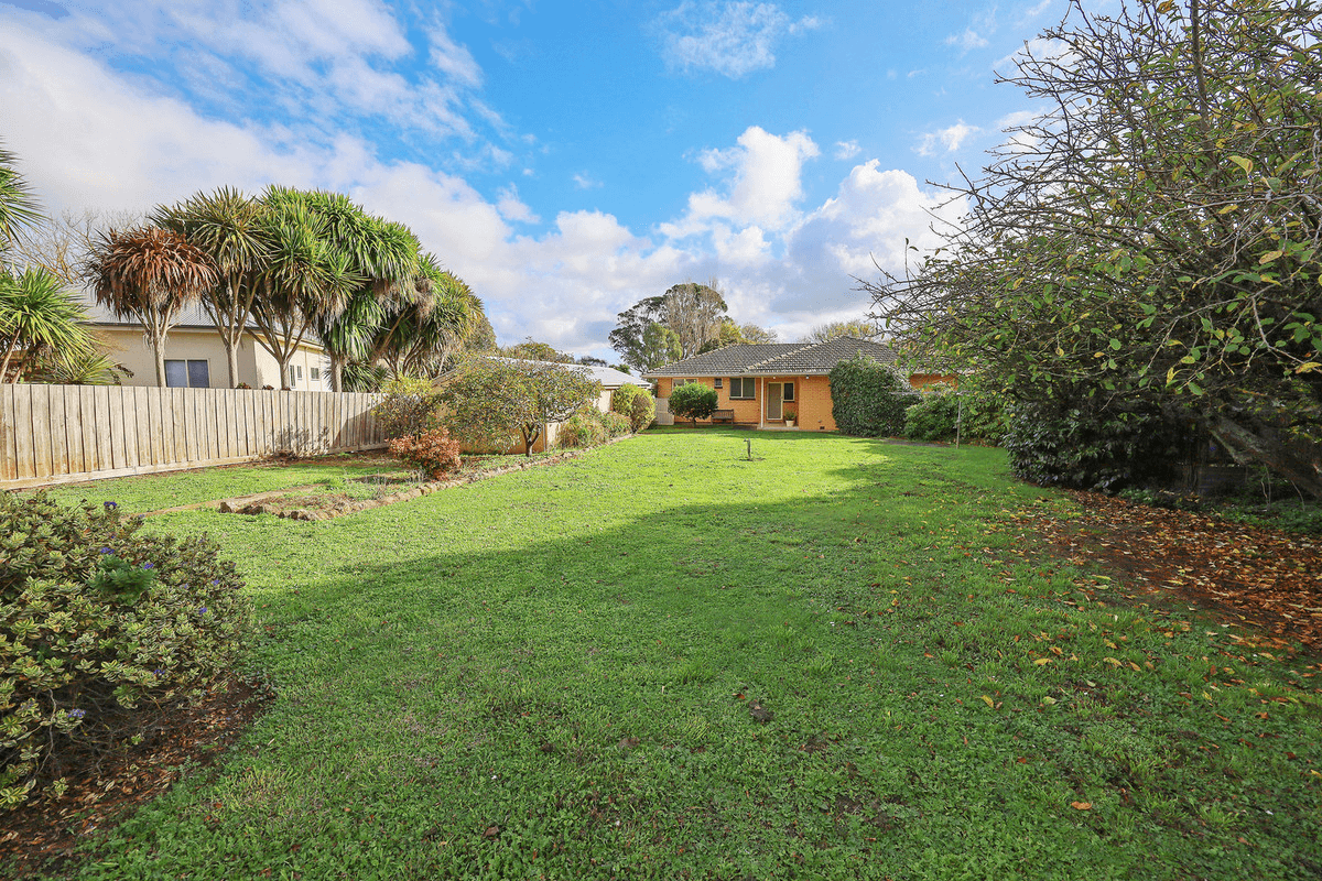 34 High Street, Koroit, VIC 3282