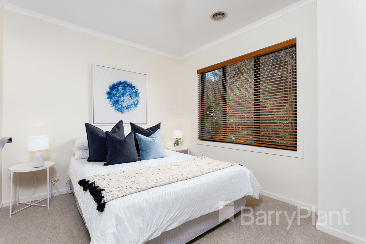 8 Portmans Lane, Point Cook, VIC 3030