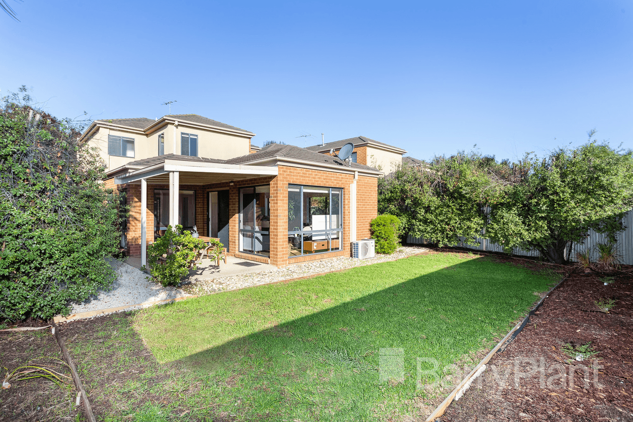 8 Portmans Lane, Point Cook, VIC 3030
