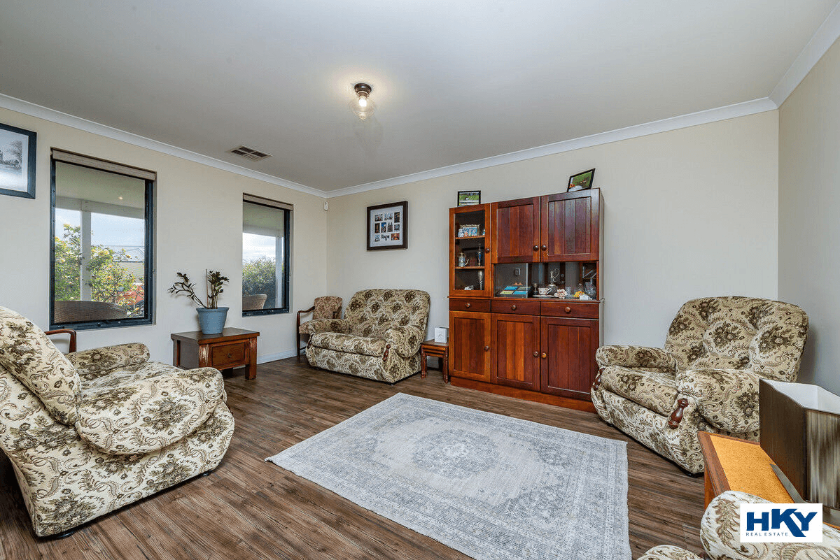 6 Pinto Way, The Vines, WA 6069