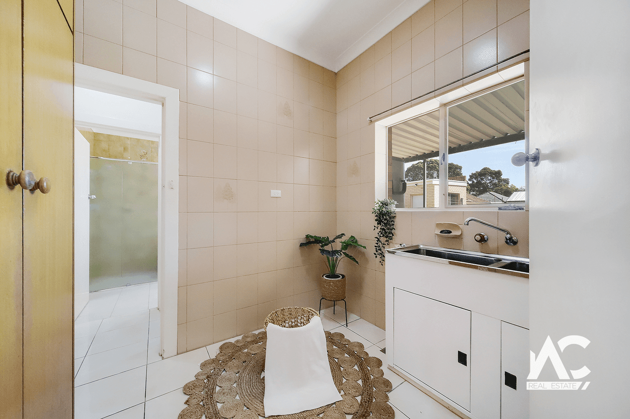 20 Mooringe Avenue, NORTH PLYMPTON, SA 5037