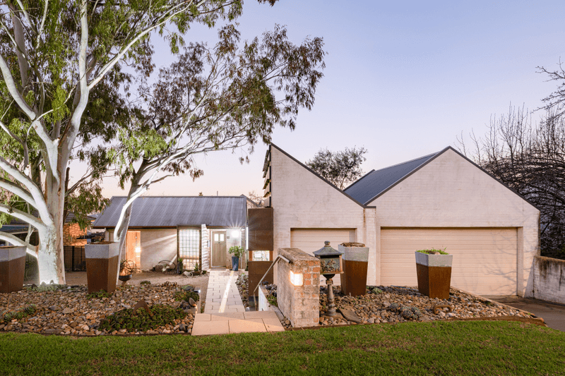 18 Grandview Terrace, EAST ALBURY, NSW 2640