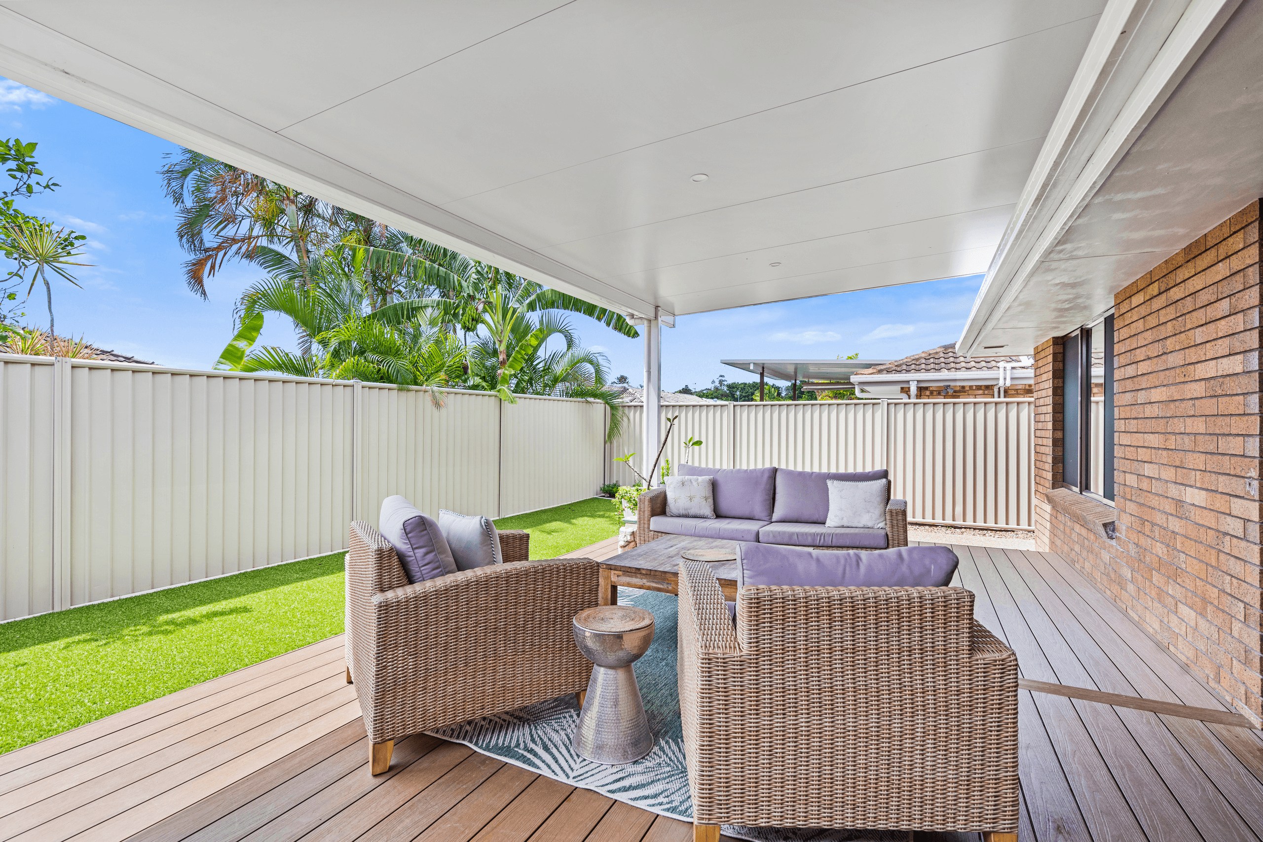 2/9 Elwood Court, Burleigh Waters, QLD 4220