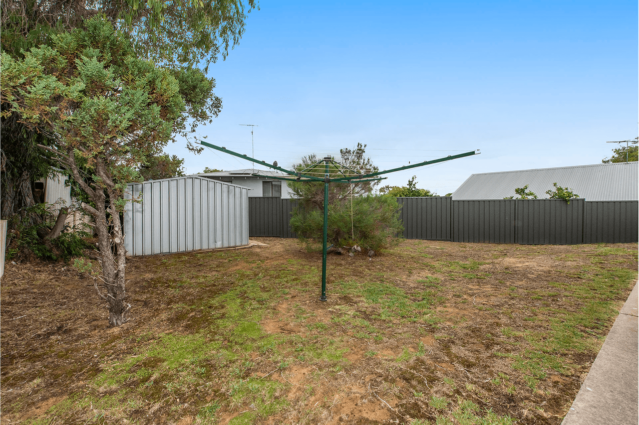 11 Stepmoon Street, Falcon, WA 6210