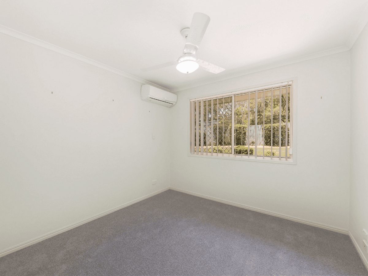 15 Heritage Drive, BRASSALL, QLD 4305