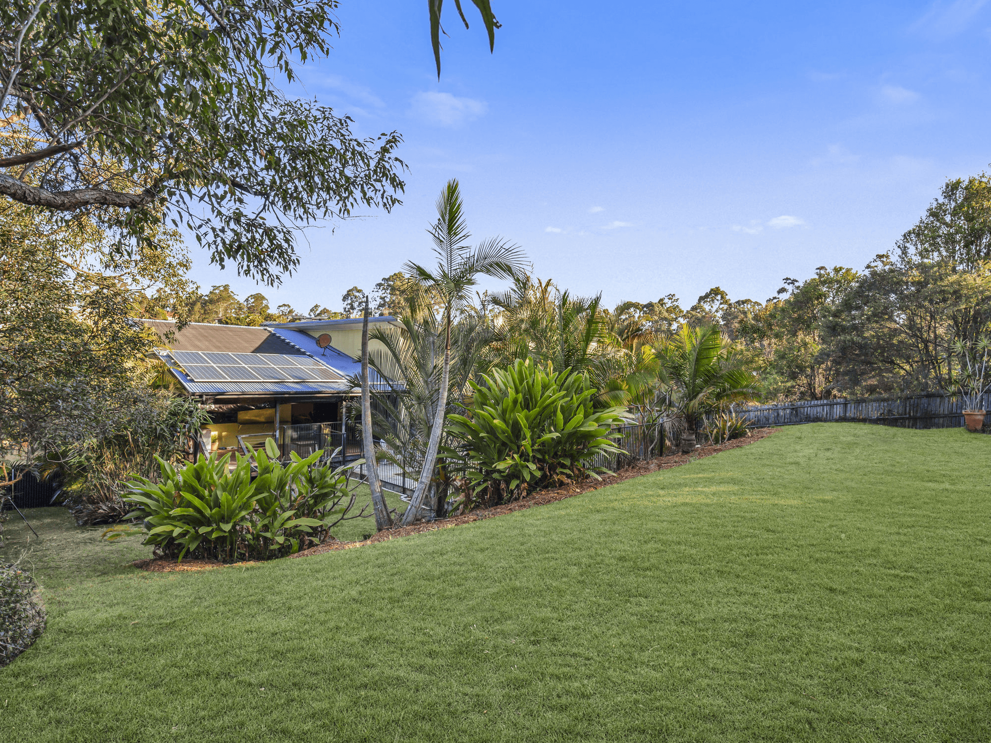 48 Snow Wood Drive, EATONS HILL, QLD 4037