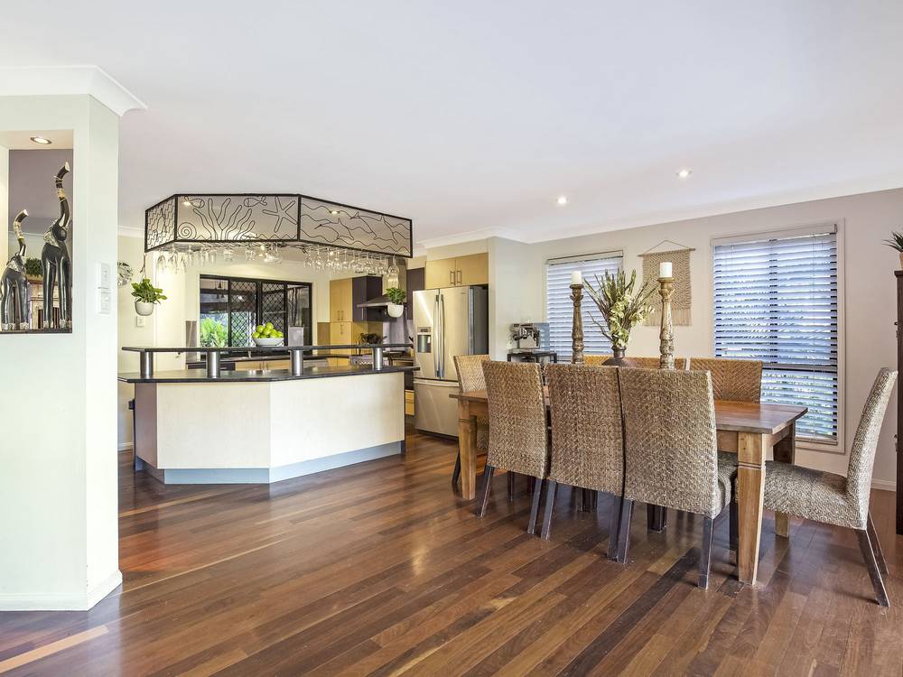 48 Snow Wood Drive, EATONS HILL, QLD 4037