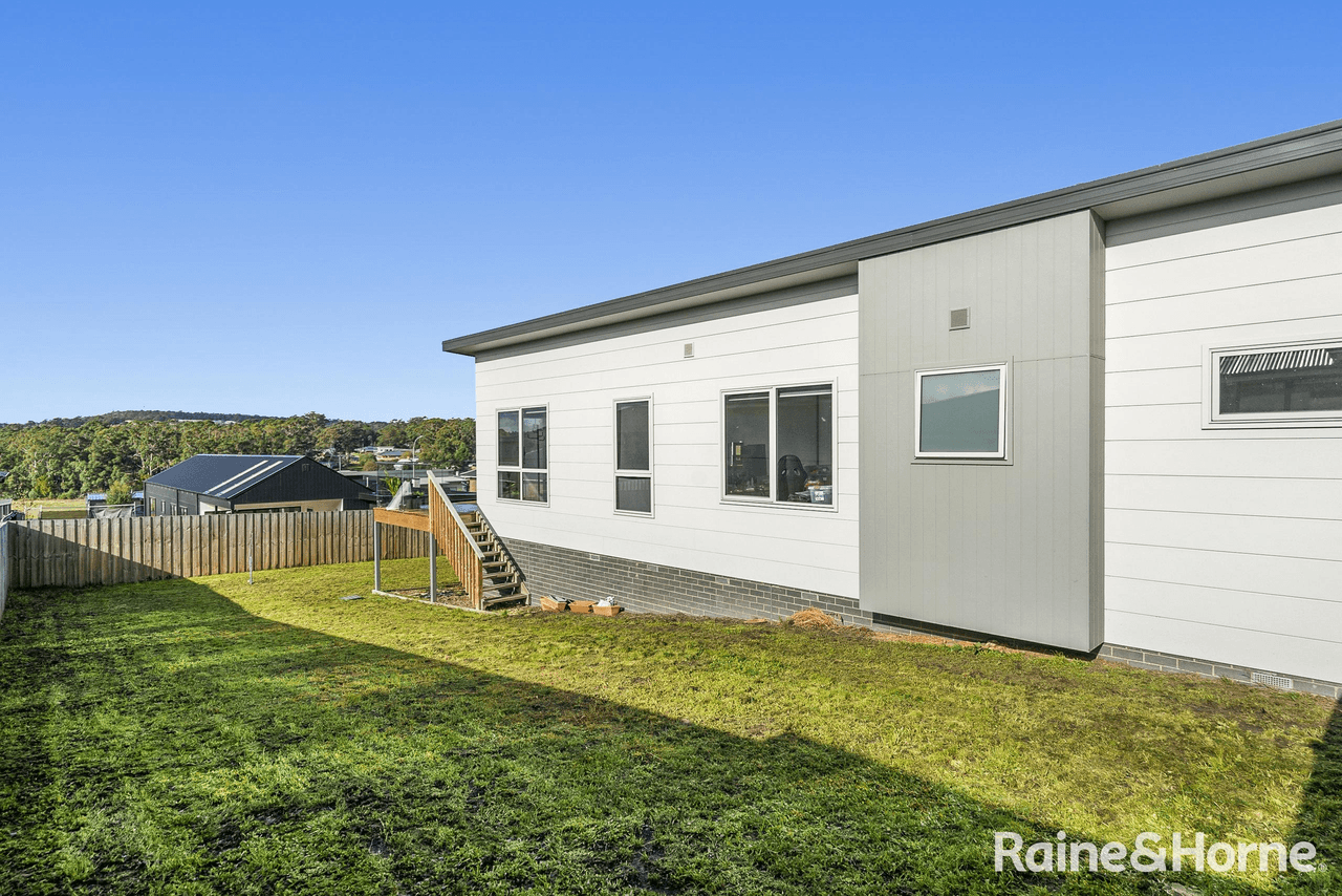 31 Apolline Drive, KINGSTON, TAS 7050