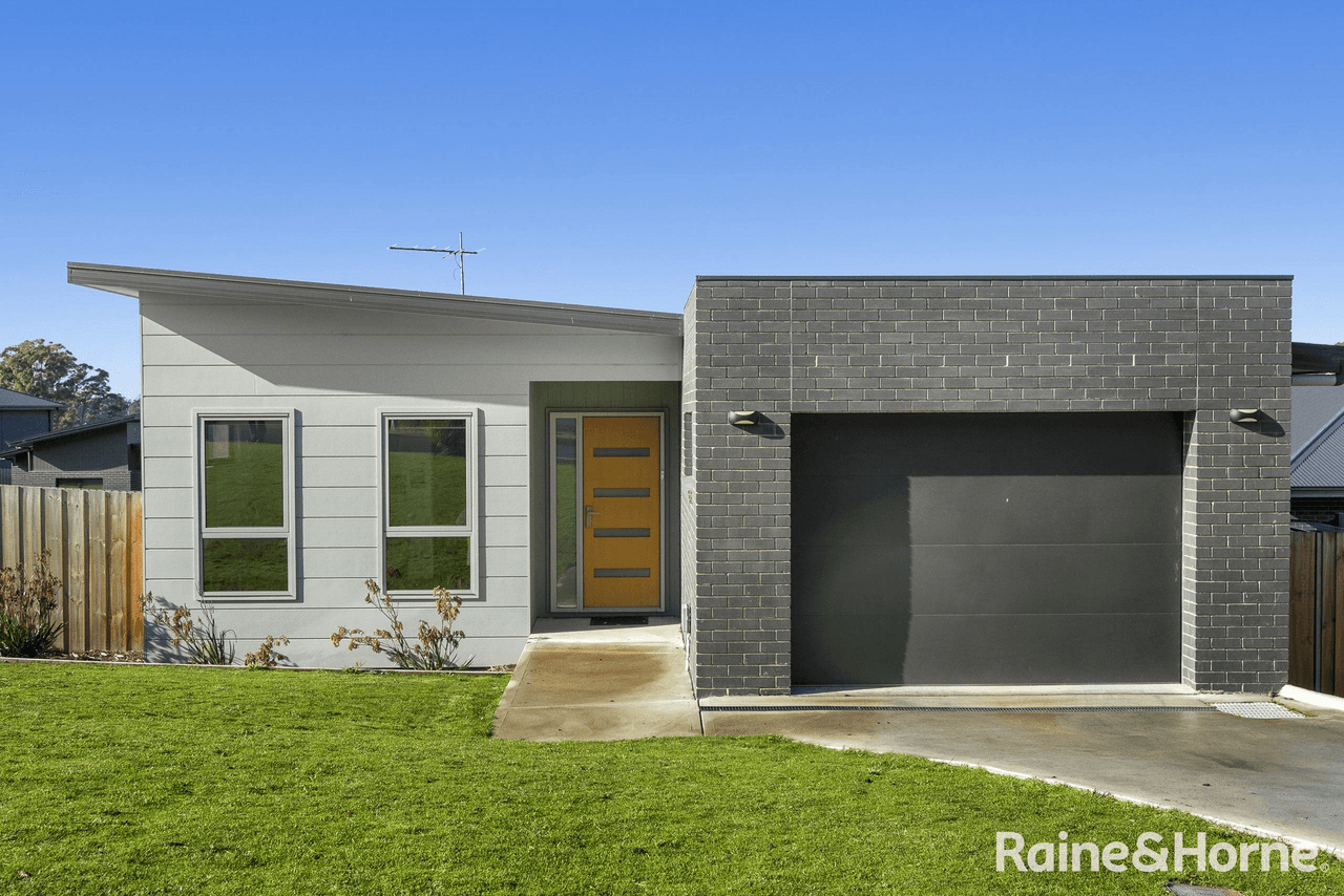 31 Apolline Drive, KINGSTON, TAS 7050