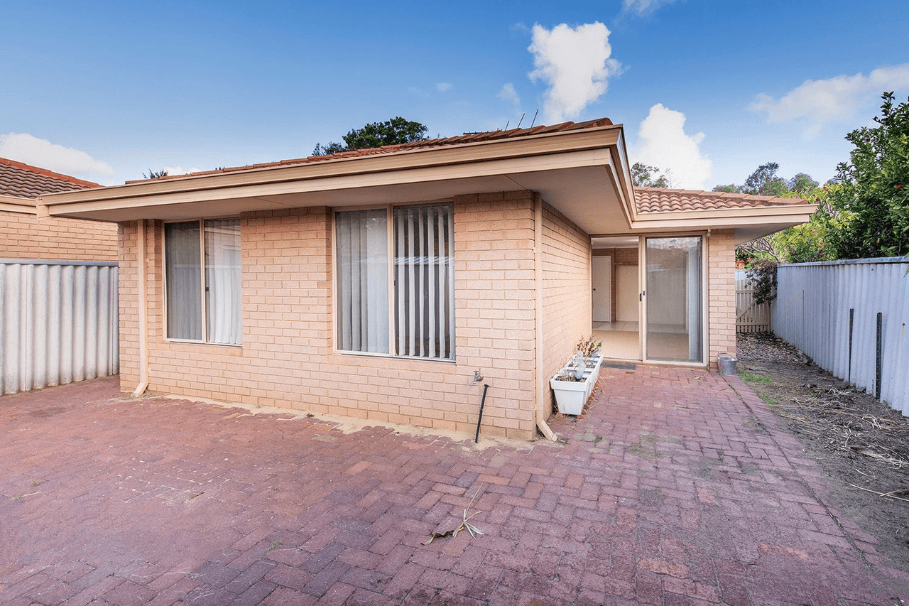 23A  Mapstone Gardens, MURDOCH, WA 6150