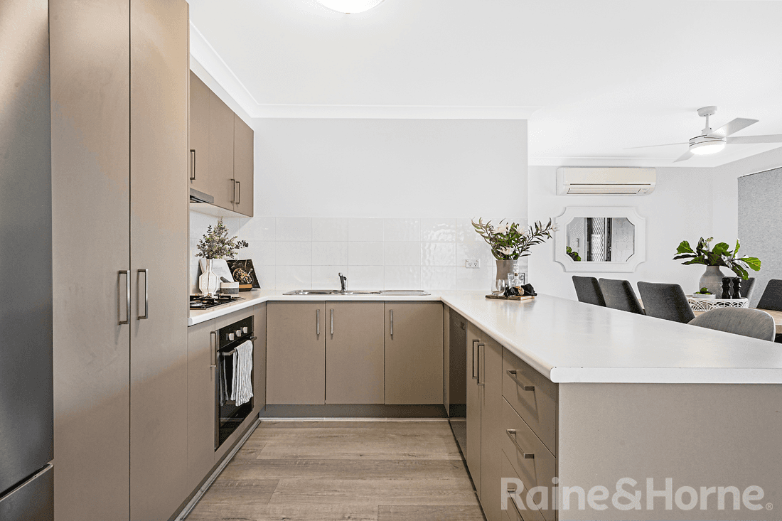 10 Melville Parade, NORTH LAKES, QLD 4509