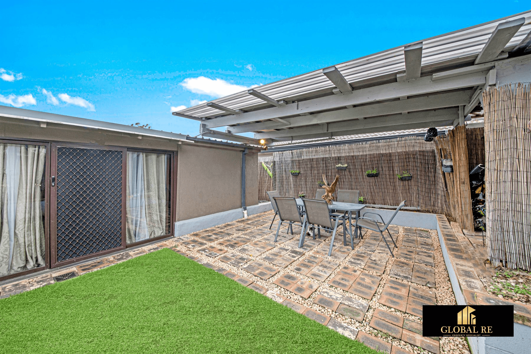 1 Hinchinbrook Drive, HINCHINBROOK, NSW 2168