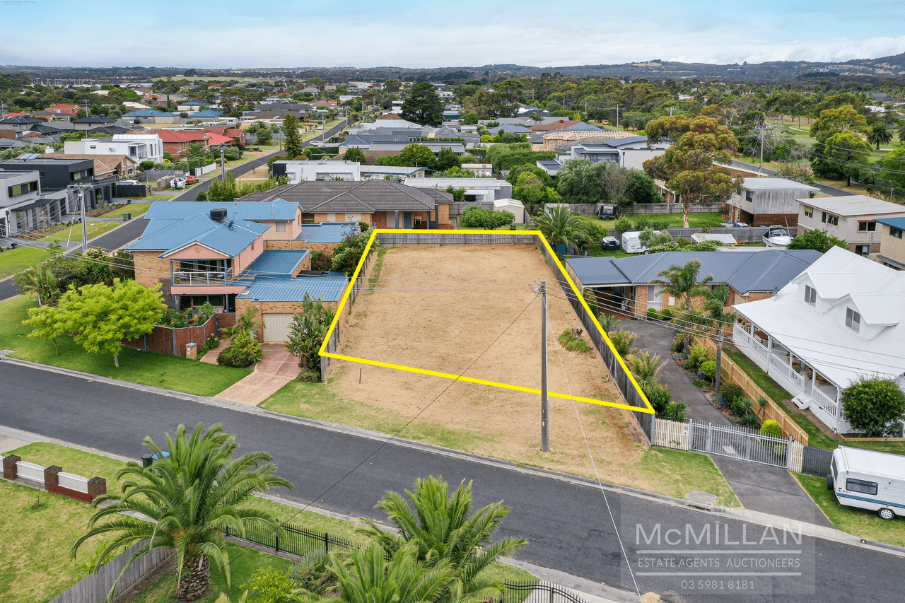 6 Seaview Avenue, Safety Beach, VIC 3936