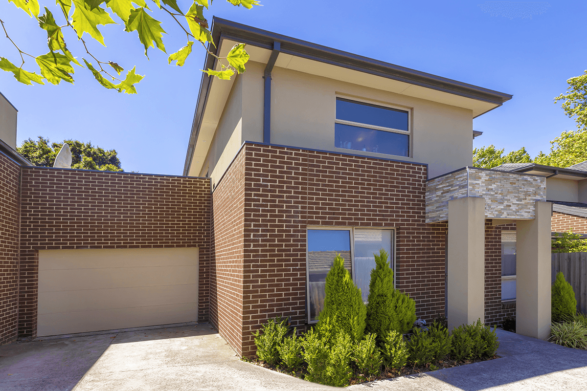 2/17 Mooltan Street, Travancore, VIC 3032