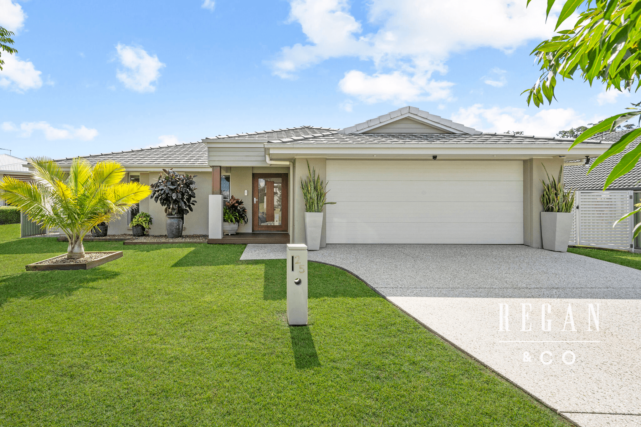 25 Regal Crescent, NARANGBA, QLD 4504