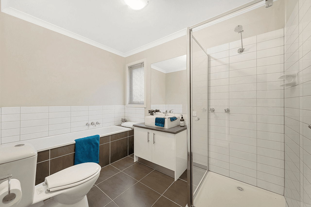 2 Chino Close, WOLLERT, VIC 3750