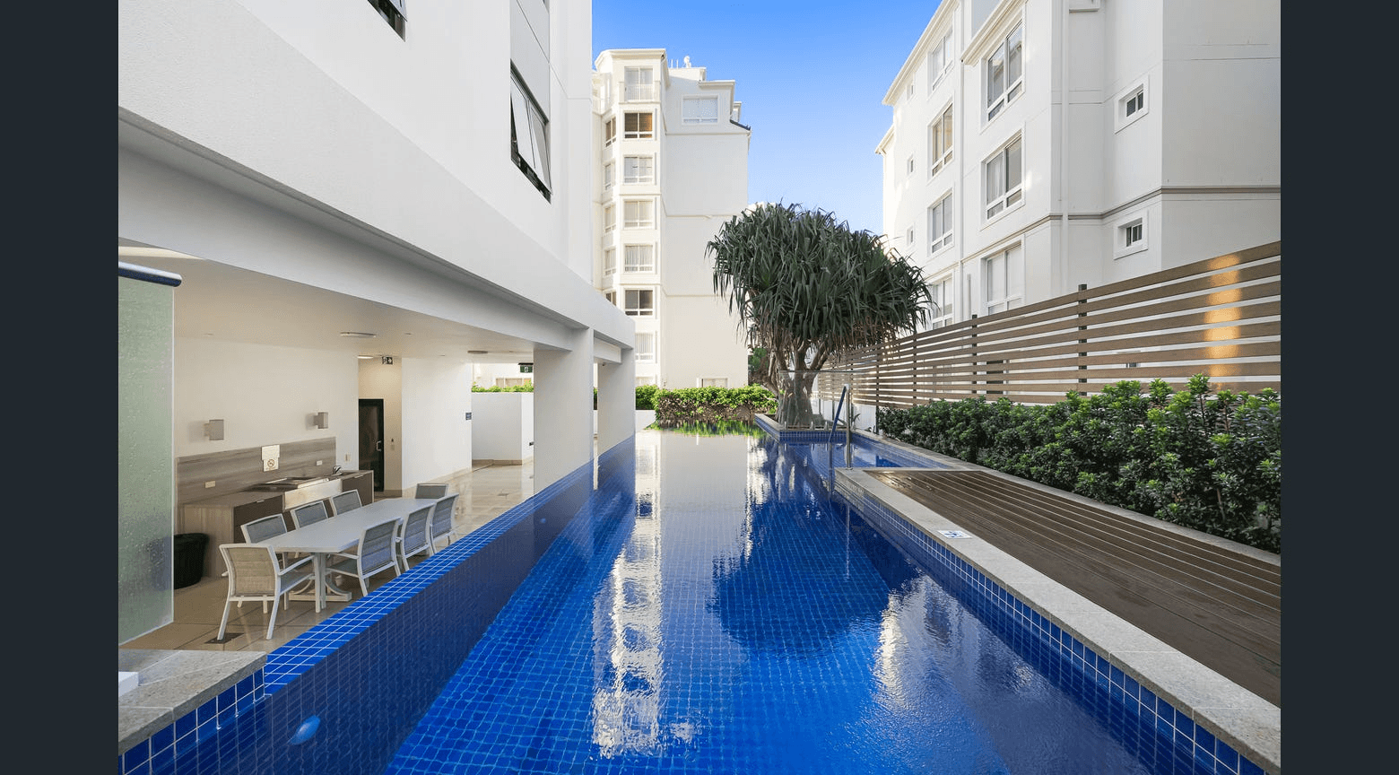 21/47-51 Broadbeach Boulevard, BROADBEACH, QLD 4218