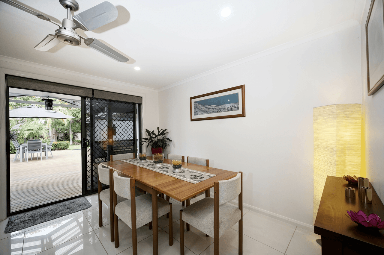 48 Taree St, Tuncurry, NSW 2428