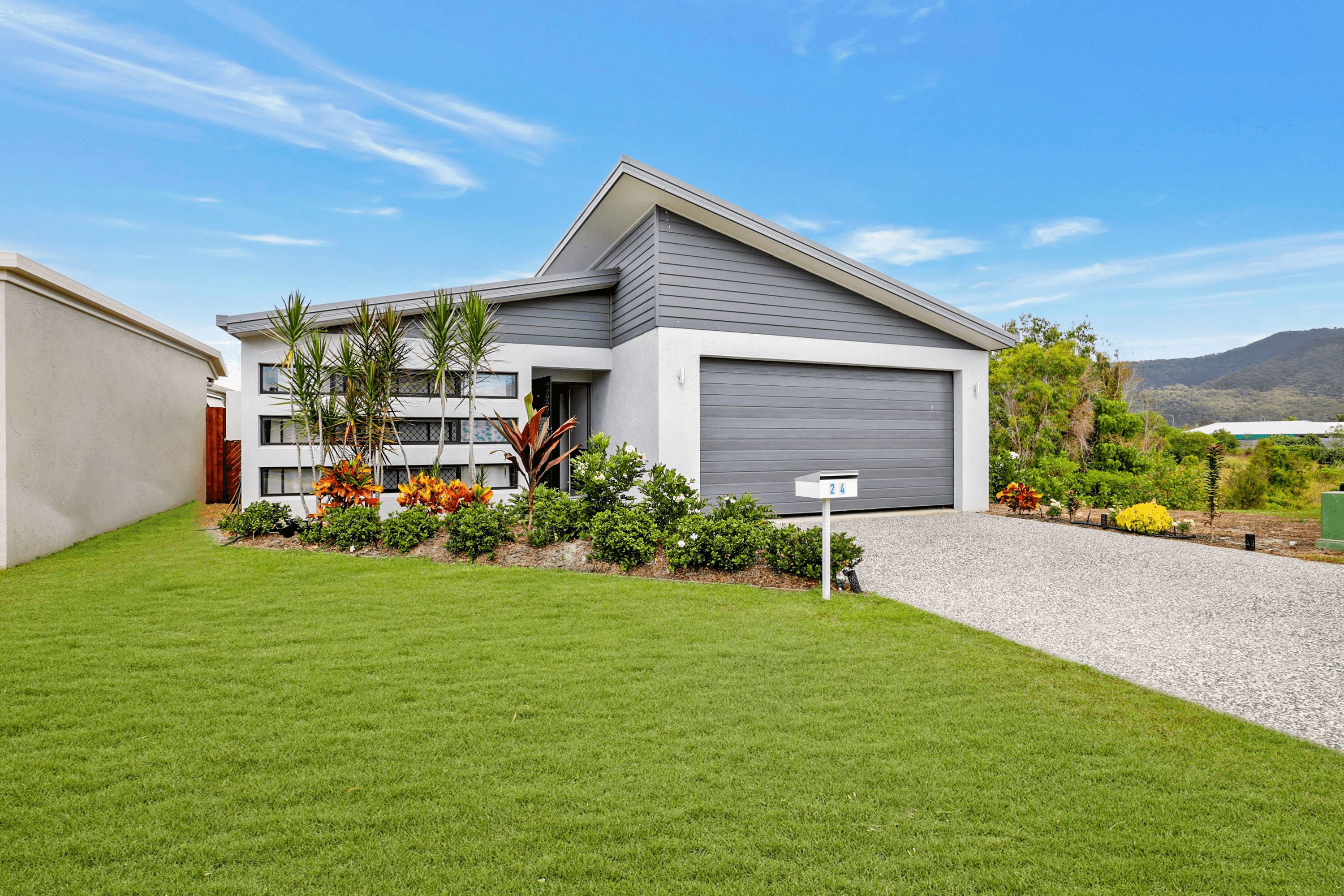 24 Barratta Circle, Smithfield, QLD 4878