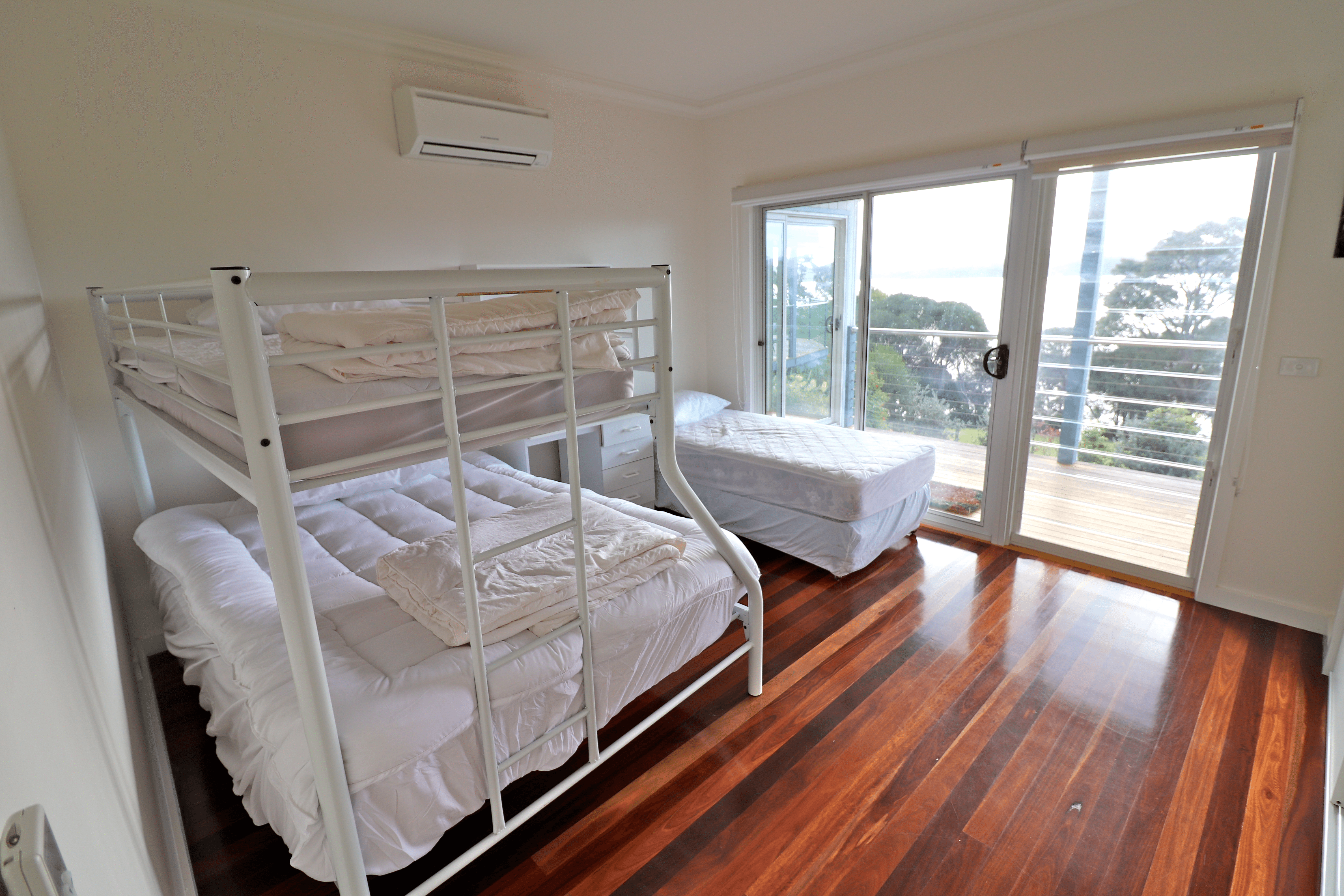 20 Stingray Point, MALLACOOTA, VIC 3892