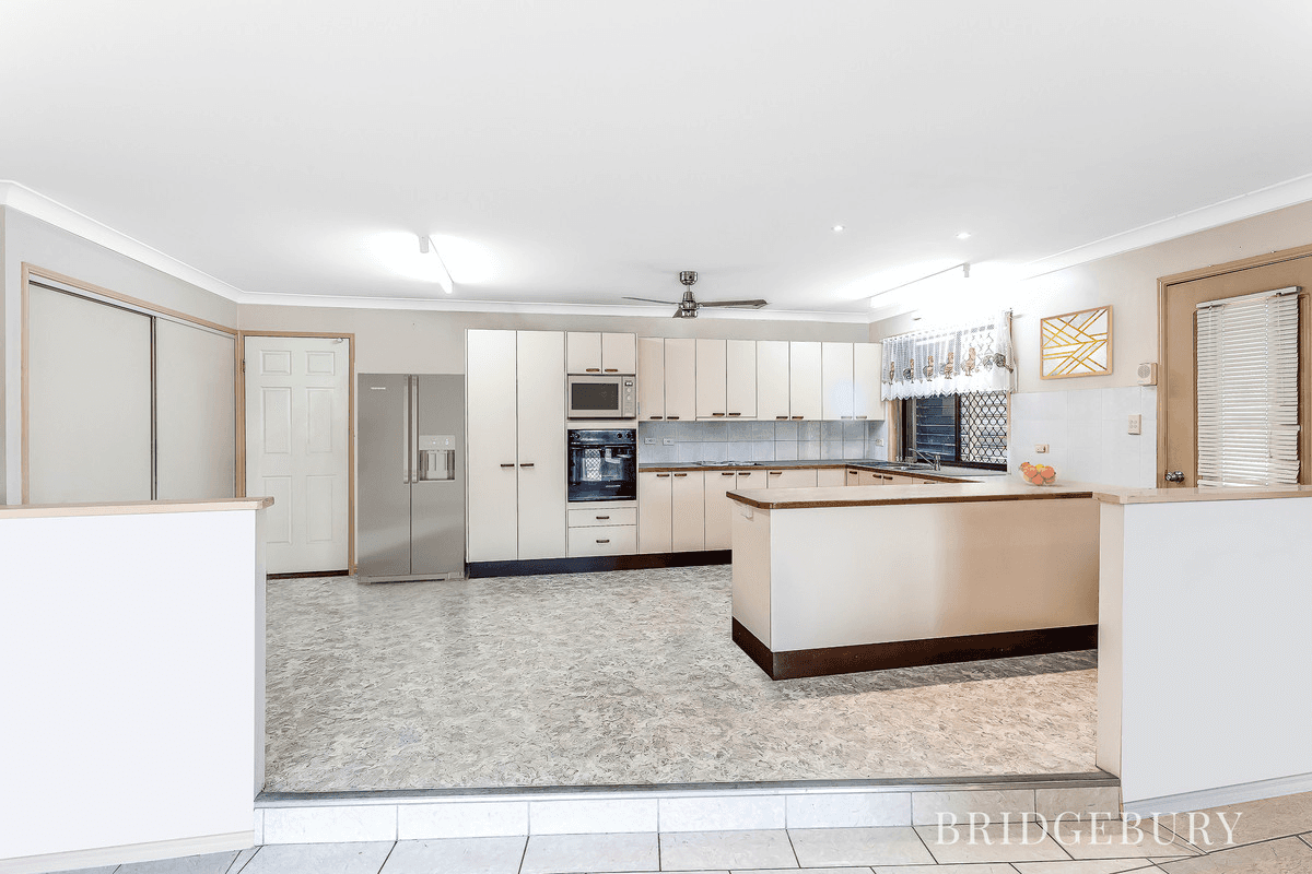 1 Autumn Place, Kallangur, QLD 4503