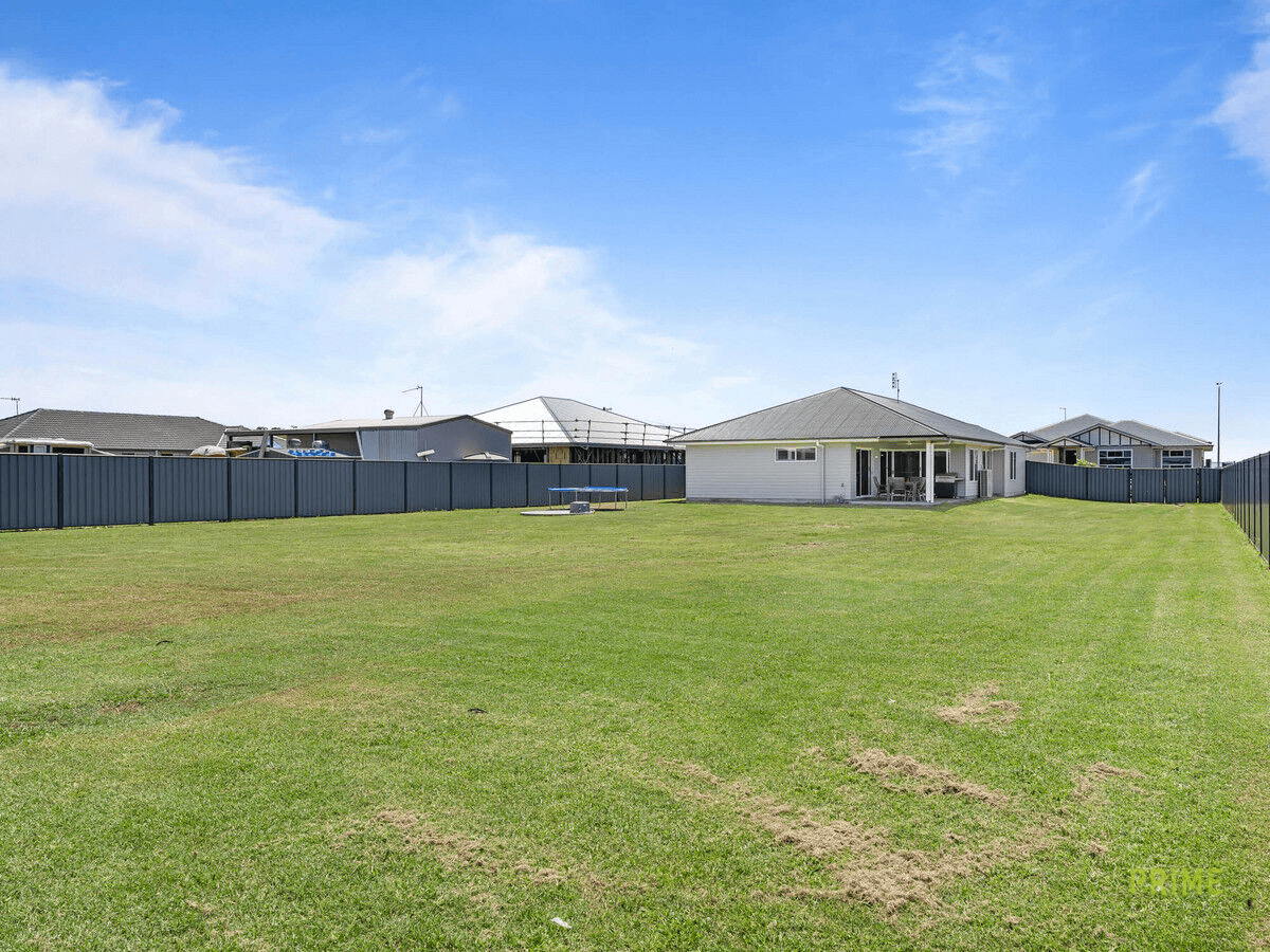 6 Catalina Court, Booral, QLD 4655