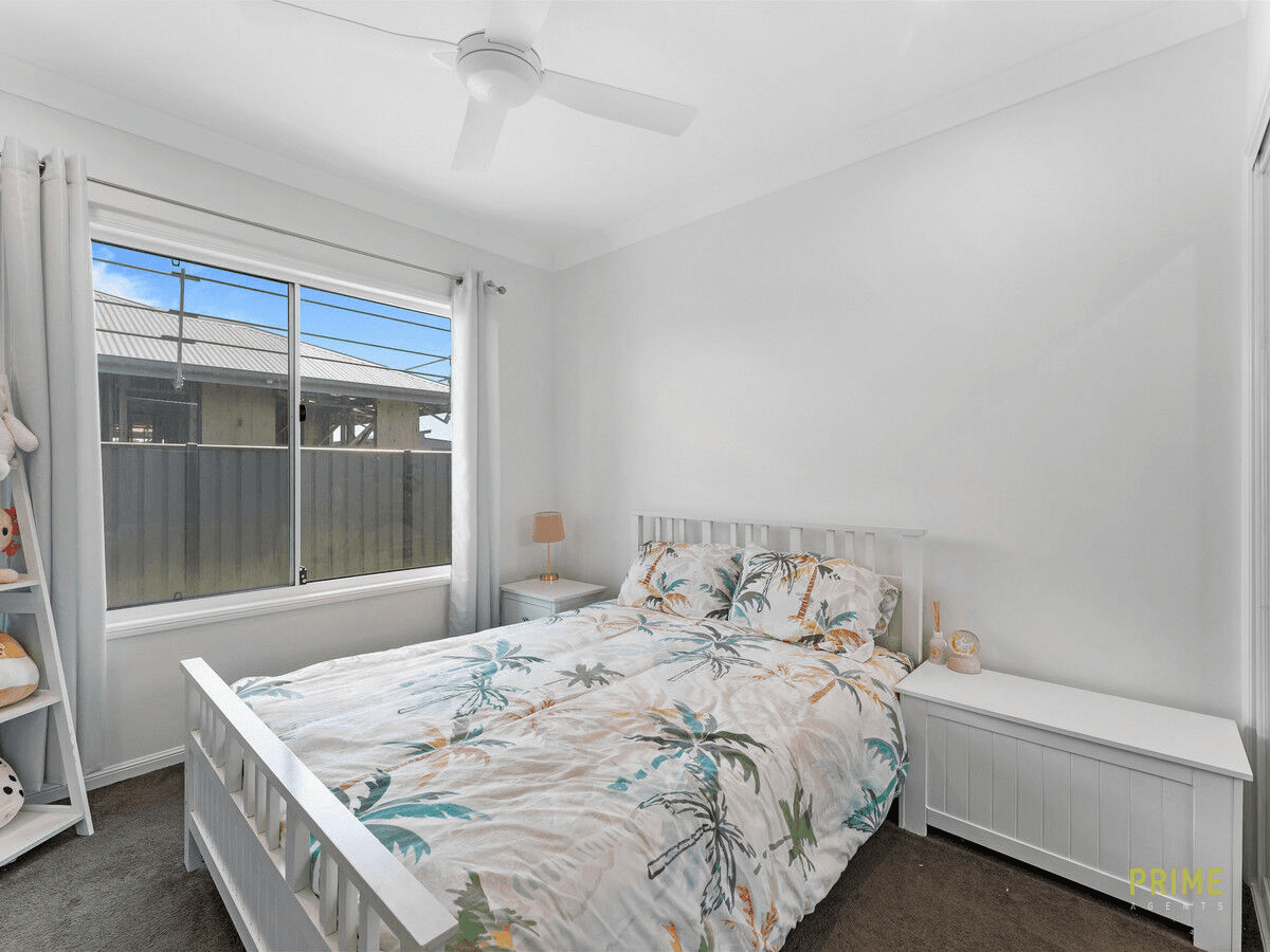 6 Catalina Court, Booral, QLD 4655