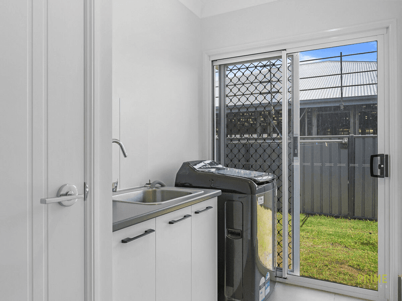 6 Catalina Court, Booral, QLD 4655