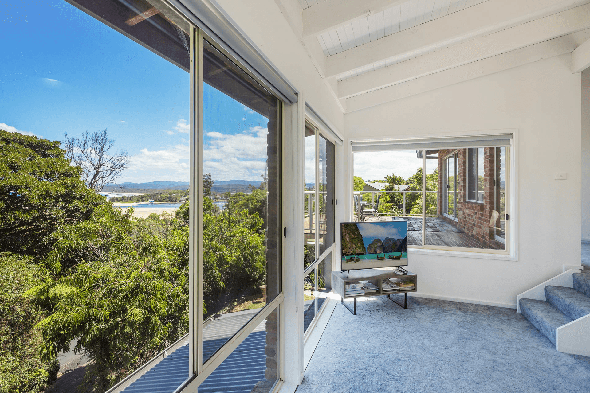 8 Lake Street, Merimbula, NSW 2548