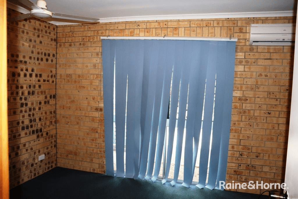 4/88 Walter Road, KINGAROY, QLD 4610