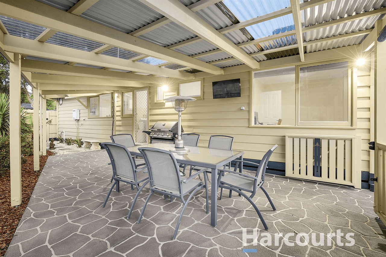 30  Flinders Crescent, Boronia, VIC 3155