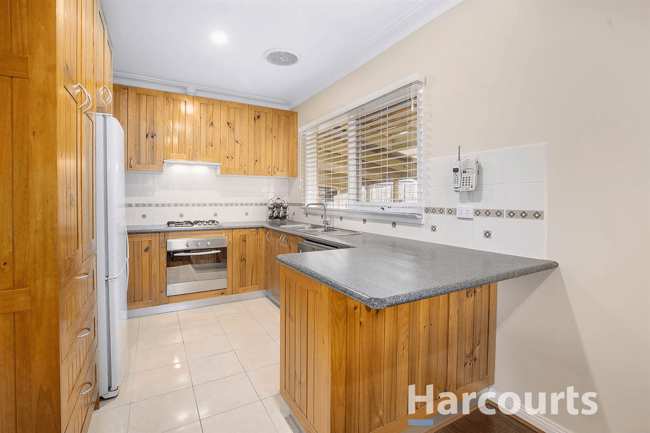 30  Flinders Crescent, Boronia, VIC 3155