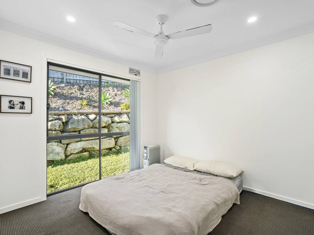 5 Wattlebird Crescent, GILSTON, QLD 4211