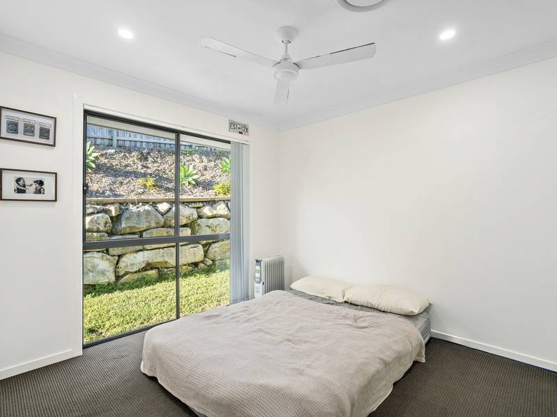 5 Wattlebird Crescent, GILSTON, QLD 4211