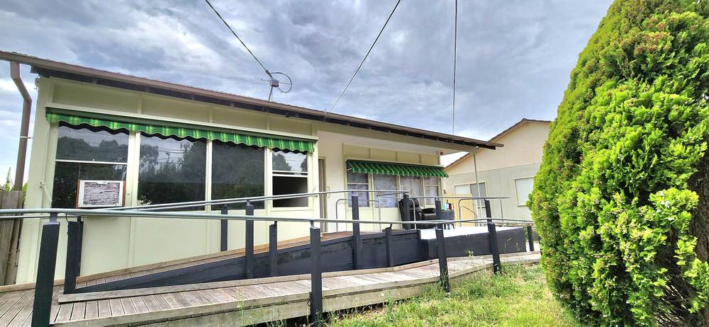 52 RIGGALL STREET, DALLAS, VIC 3047