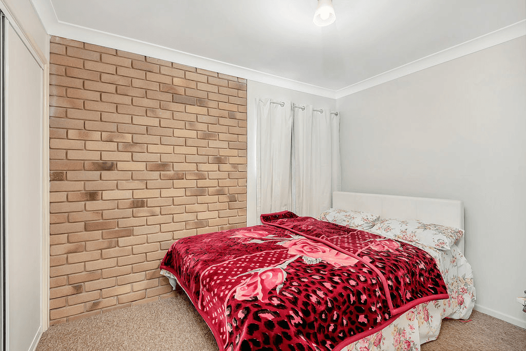 17 Boyes Street, HARRISTOWN, QLD 4350