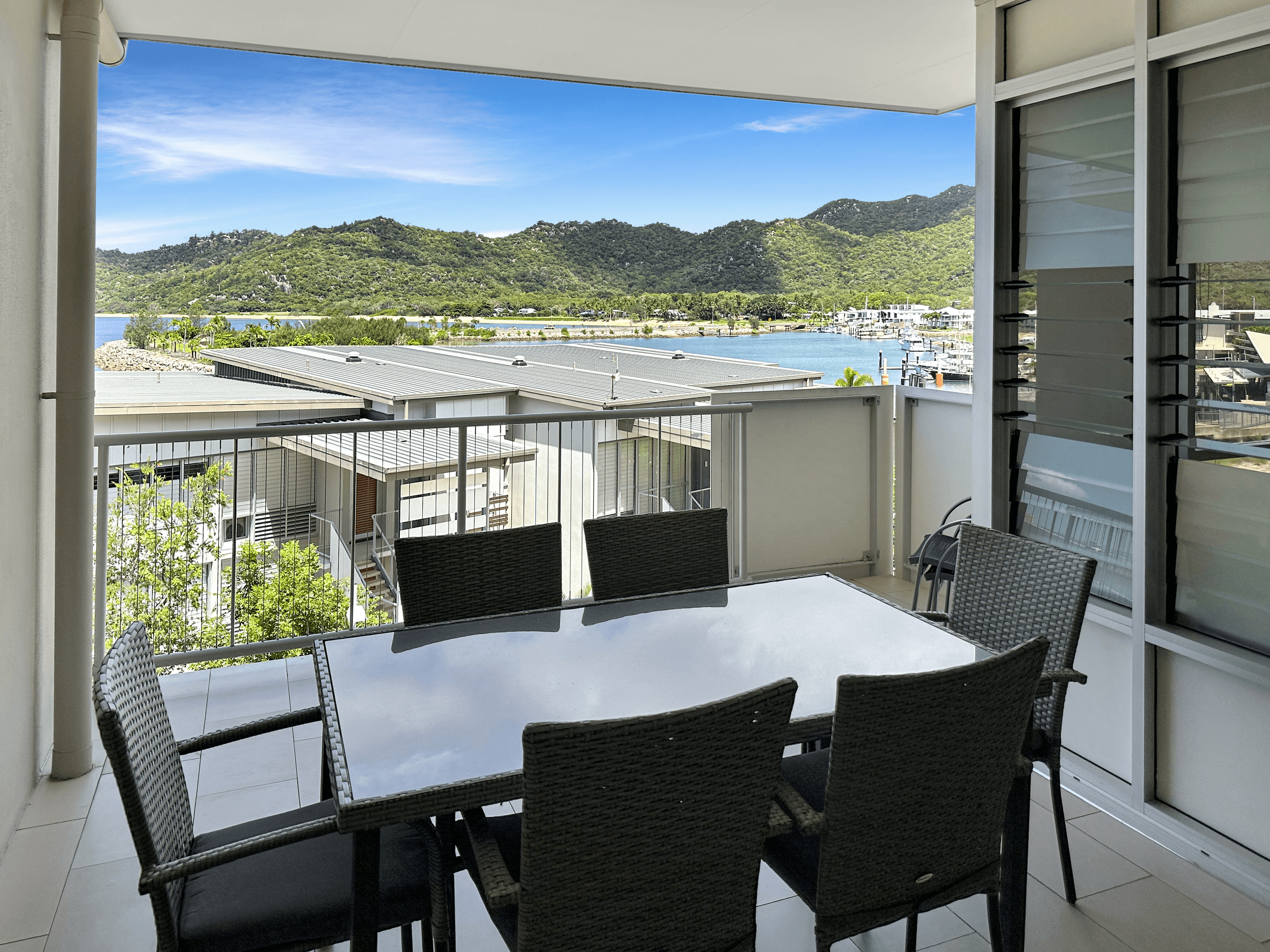 1405/146 Sooning St 'Bright Point', Nelly Bay, QLD 4819