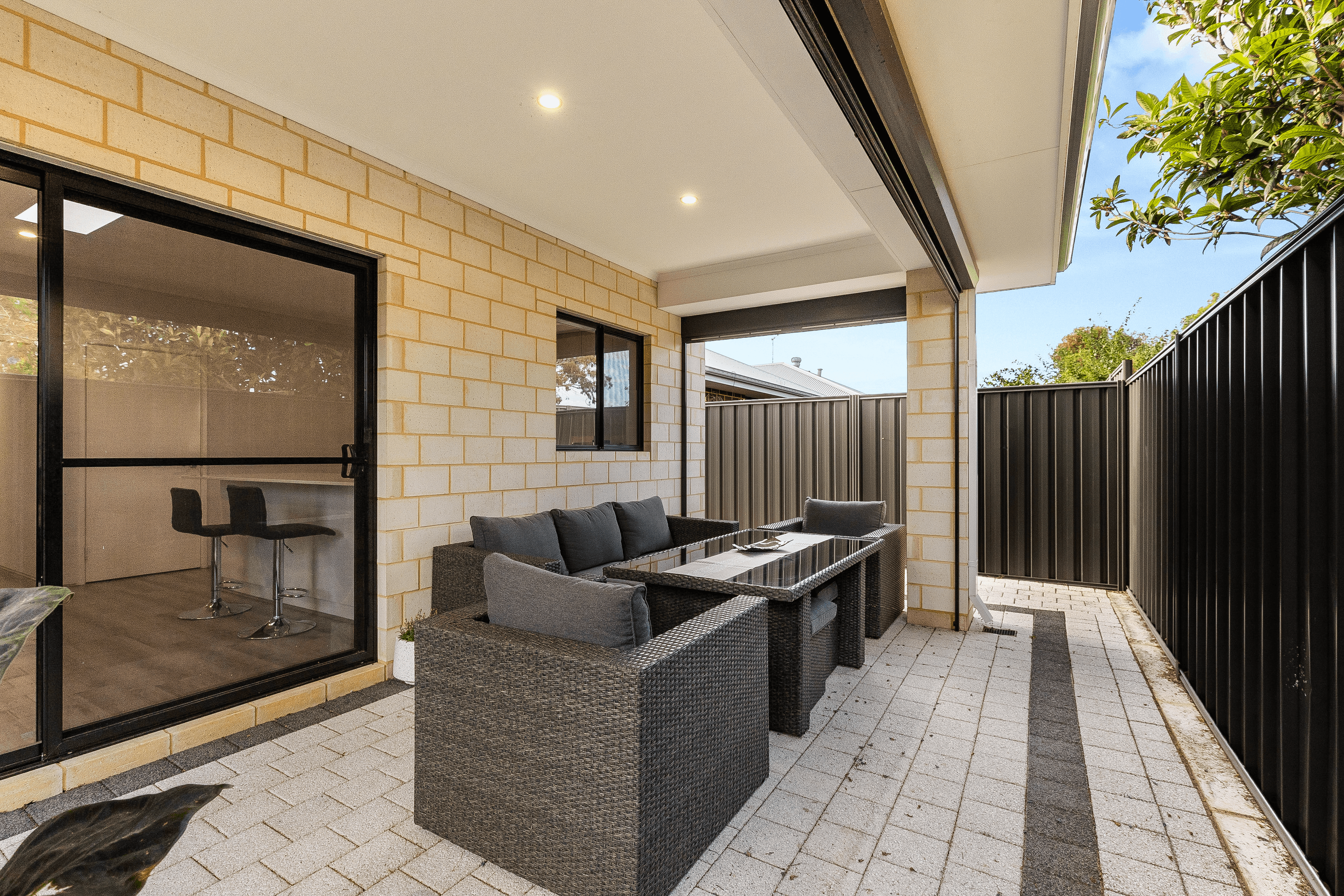 47 Berryana Loop, GIRRAWHEEN, WA 6064