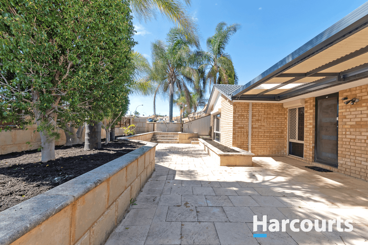 23 Ellenbrae Place, MARANGAROO, WA 6064