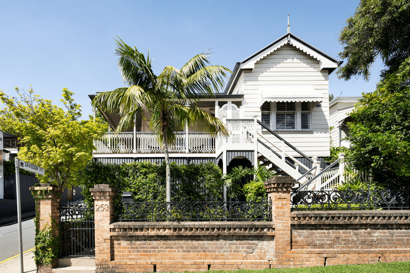 253 Kent Street, TENERIFFE, QLD 4005