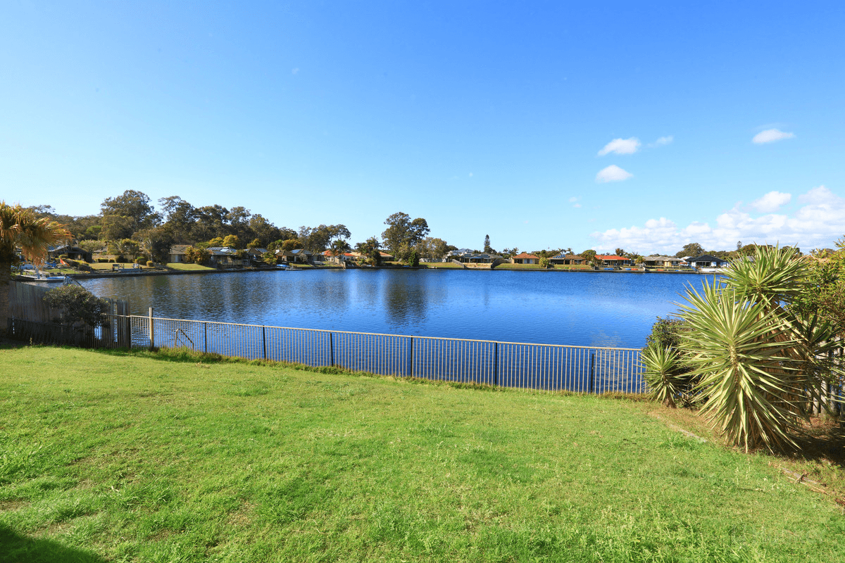 70 Burrendong Road, COOMBABAH, QLD 4216