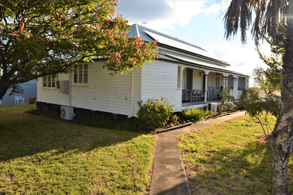 364 Cudmore Road, CAMBOOYA, QLD 4358