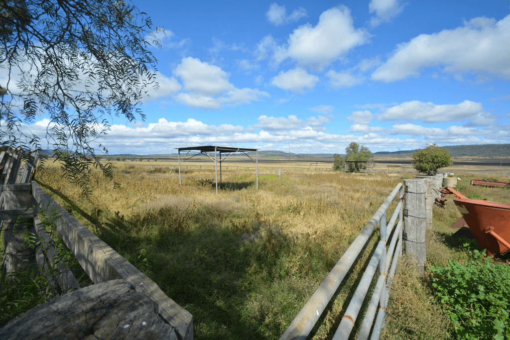 364 Cudmore Road, CAMBOOYA, QLD 4358