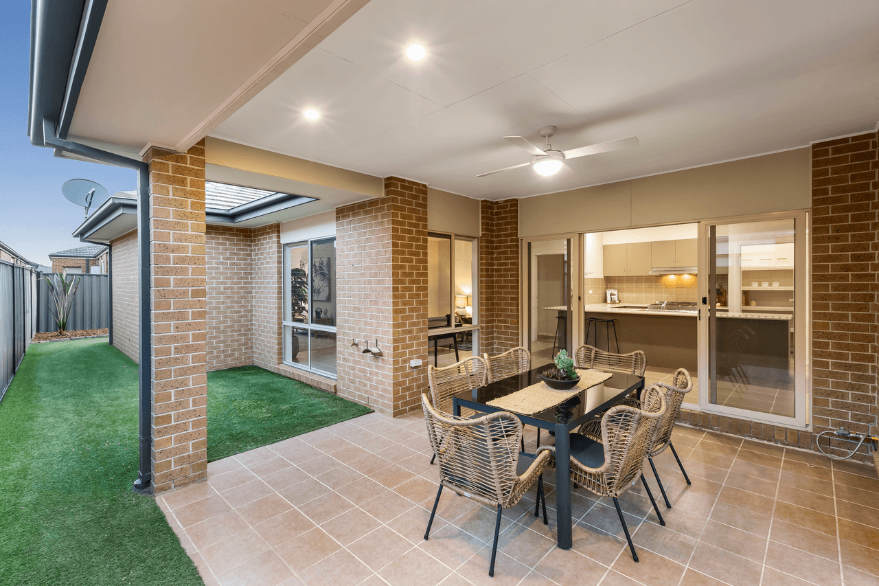 35 Everard Road, MERNDA, VIC 3754