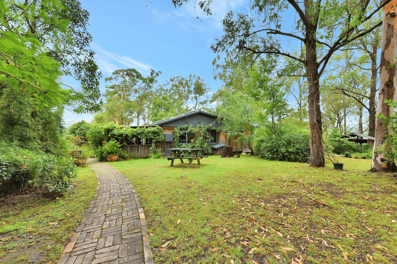 63 Blackwattle Track, Laguna, NSW 2325