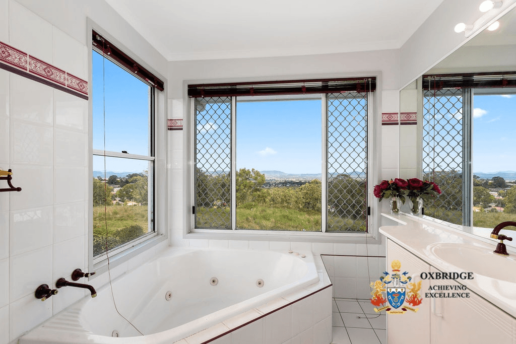 146 Brooklands Drive, BEAUDESERT, QLD 4285